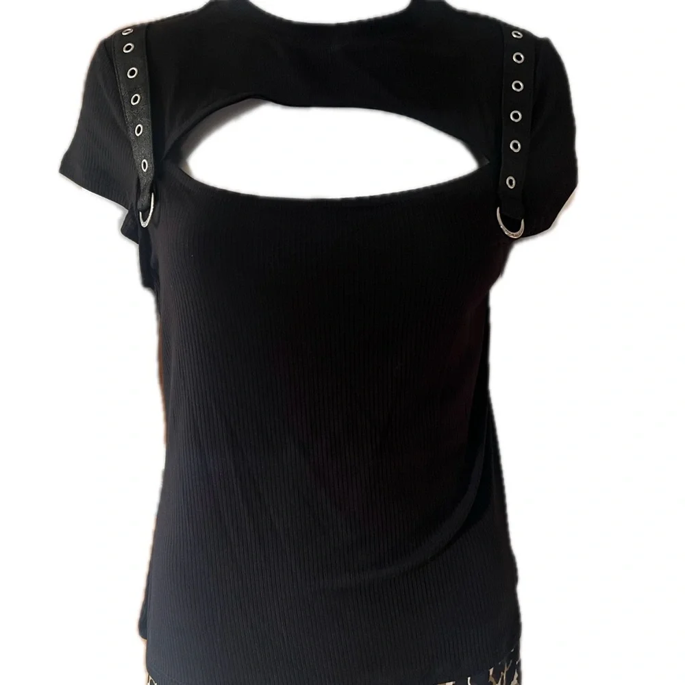 Killstar Black Top with Cut Out at Bust and Grommet Straps Punk Goth XL - Picture 3 of 8